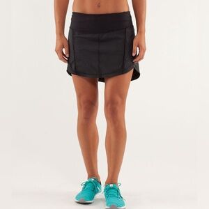 Lululemon Full Stride Skirt - Size 6